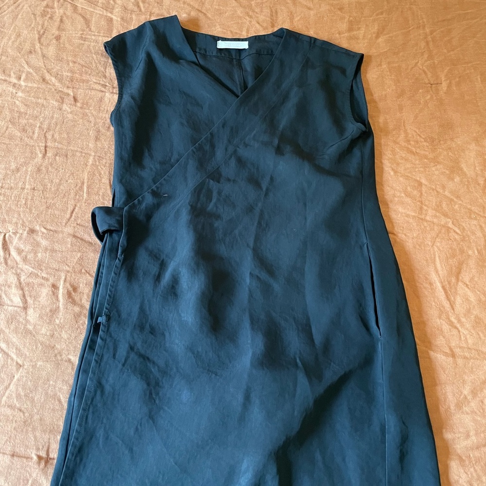 Everlane Wrap Dress black